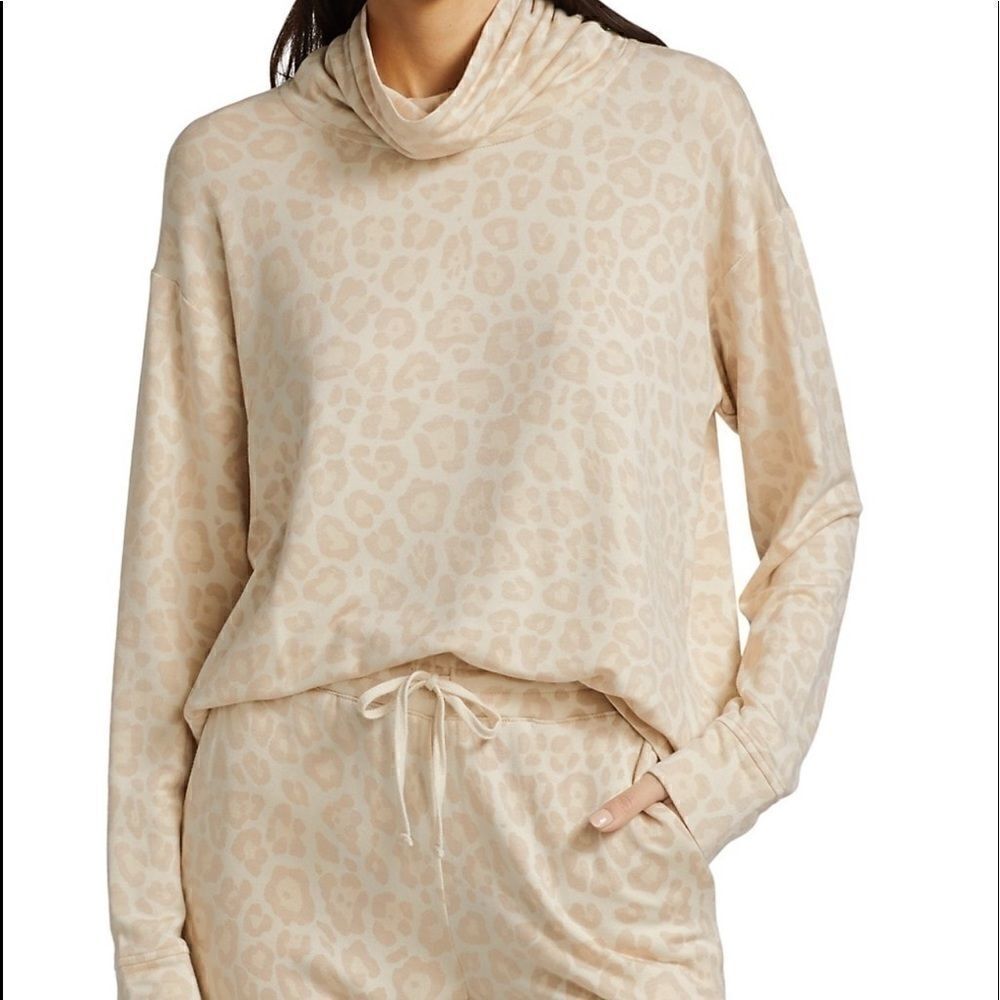 SPLENDID Leopard Cowlneck Sweater.Size S